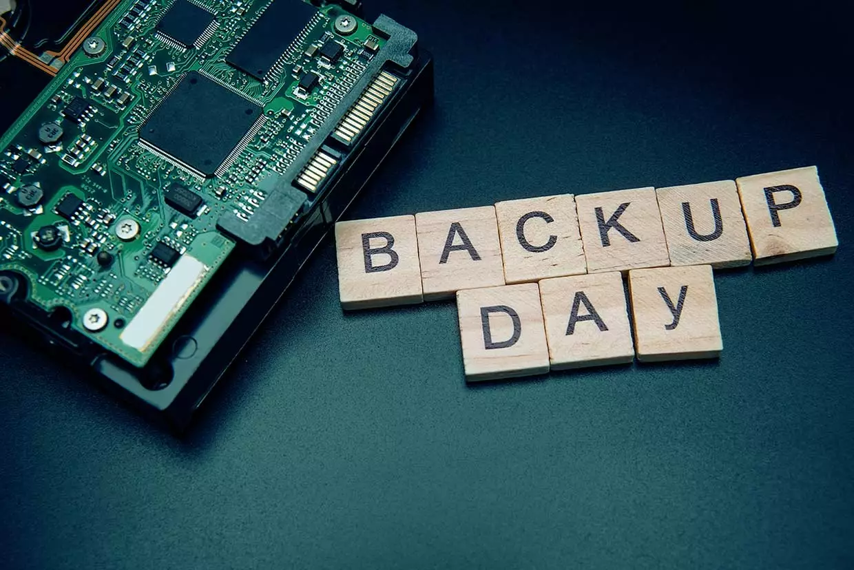 Protegendo Memórias e Negócios: A Importância do Backup